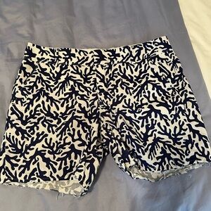 Lilly pulitzer shorts size 12